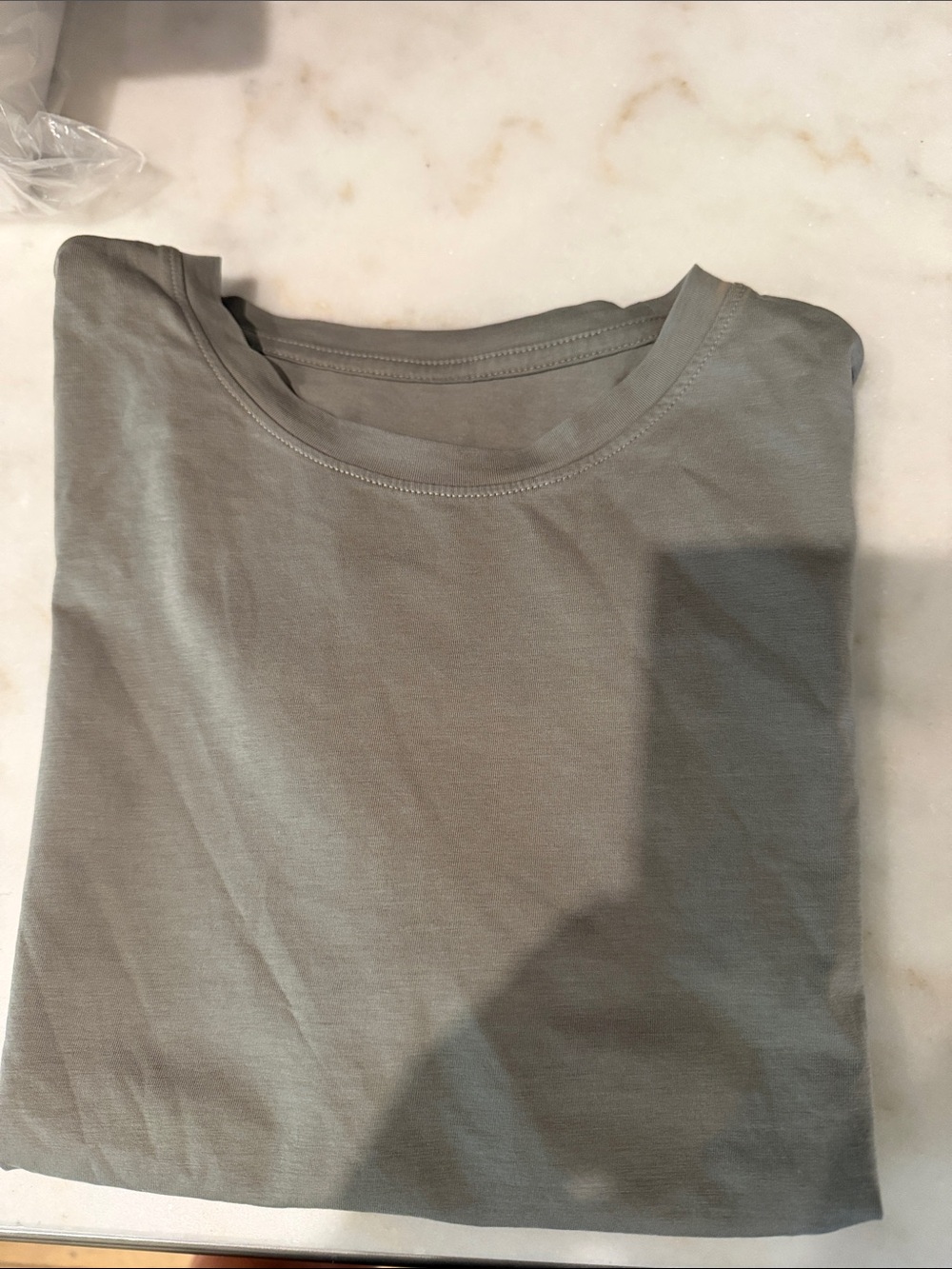 Vuori featherweight baby tee, Sage green, S - Picture 5 of 5